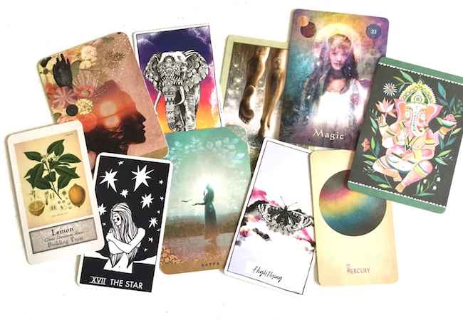 Oracle Cards Multiple 650 x 450