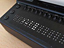 220px-Refreshable_Braille_display