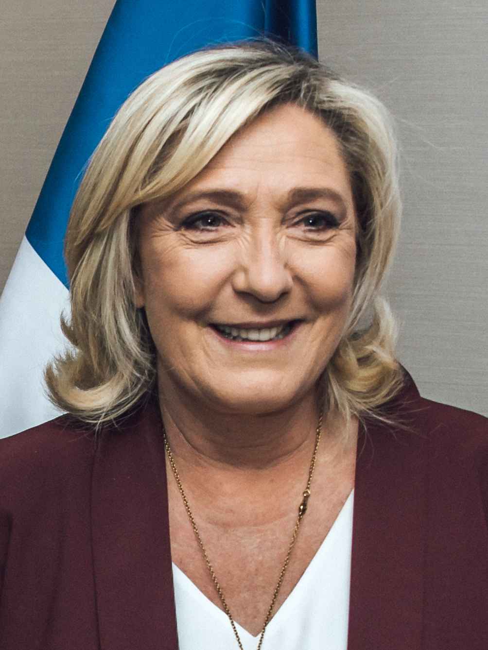 Marine_Le_Pen_8ofdiamonds