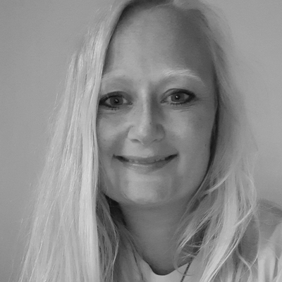 Ida Warming Østergaard, Clairvoyant Kostvejledning – uddannet i anatomi, fysiologi og sygdomslære hos E-medicus