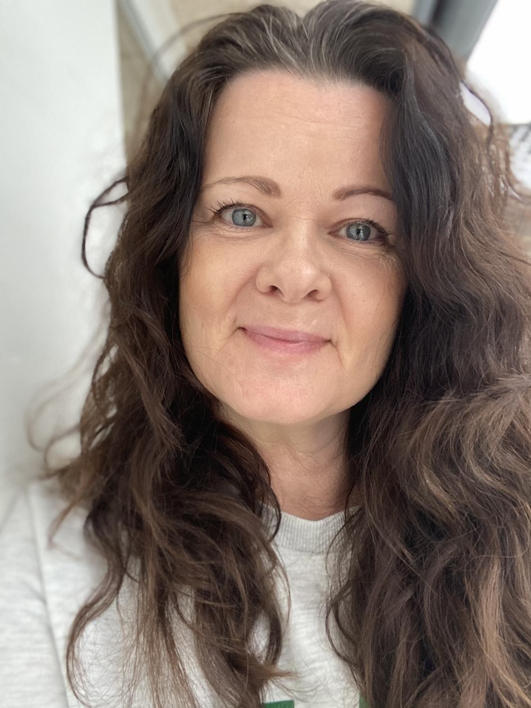 Malene lang haar naturlig