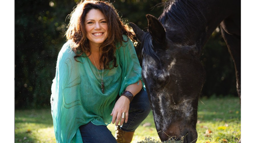 Debbie-Pask-equine-healing